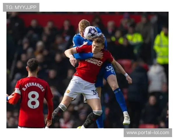 埃弗顿门将救险扑救，主场力保零封